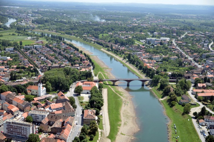 Fotografija Siska iz visine