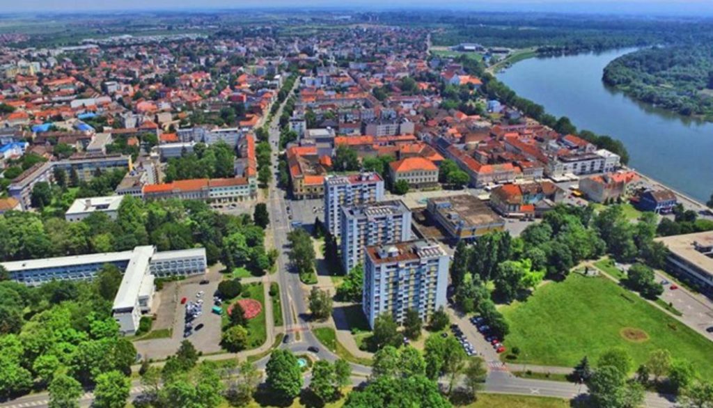 Fotografija Slavonskog Broda iz visine
